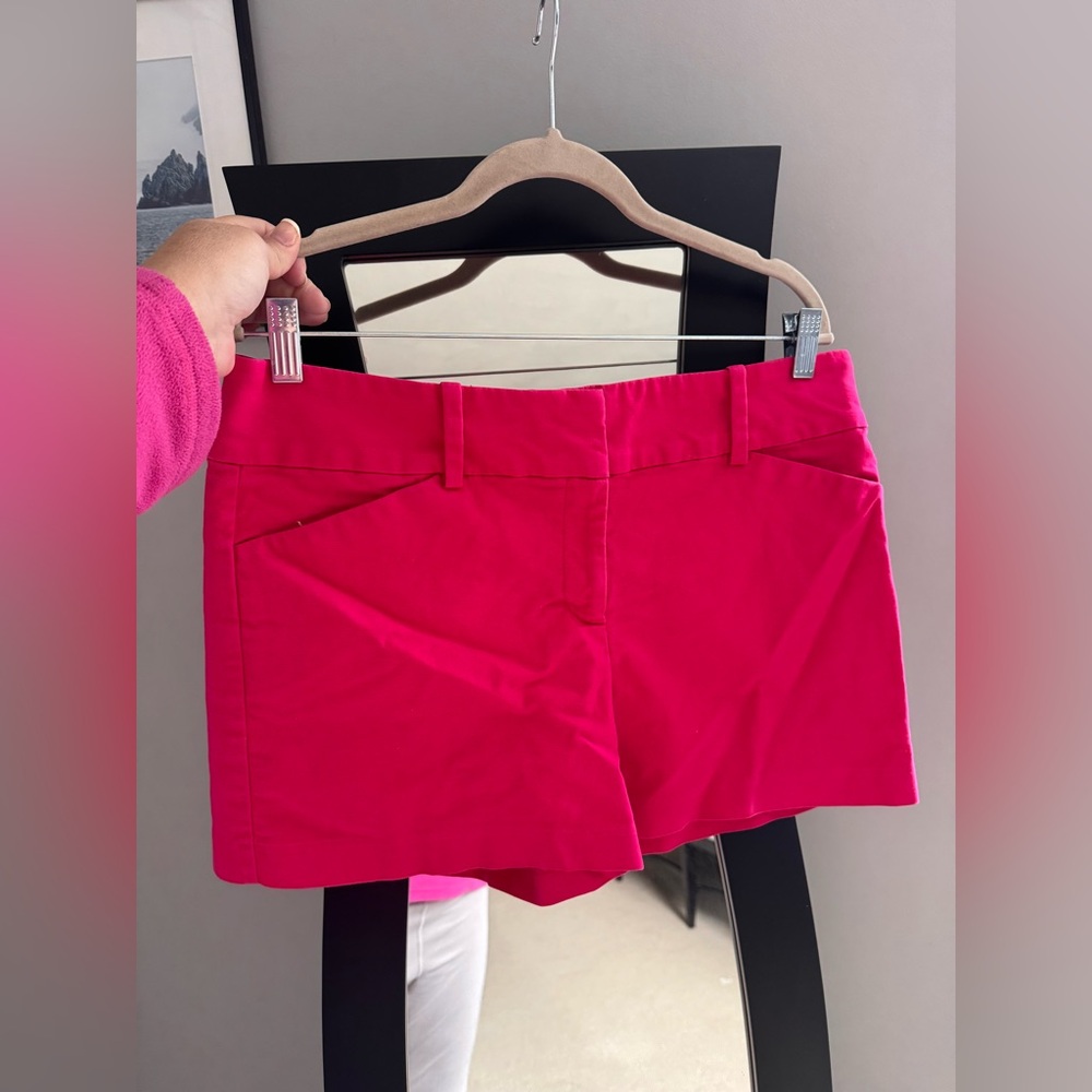 EUC Ann Taylor SIGNATURE pink chino shorts 12!!!!!